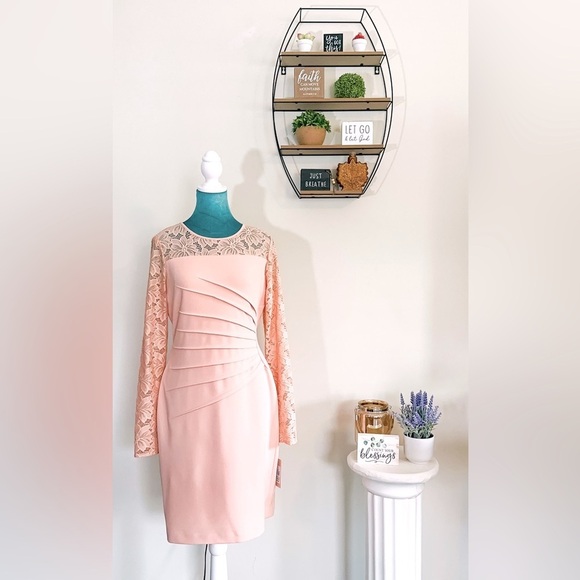 Timeless Ivanka Trump Lace Sleeve Dress - Size 8, Perfect for Any Occasion! - Picture 1 of 16